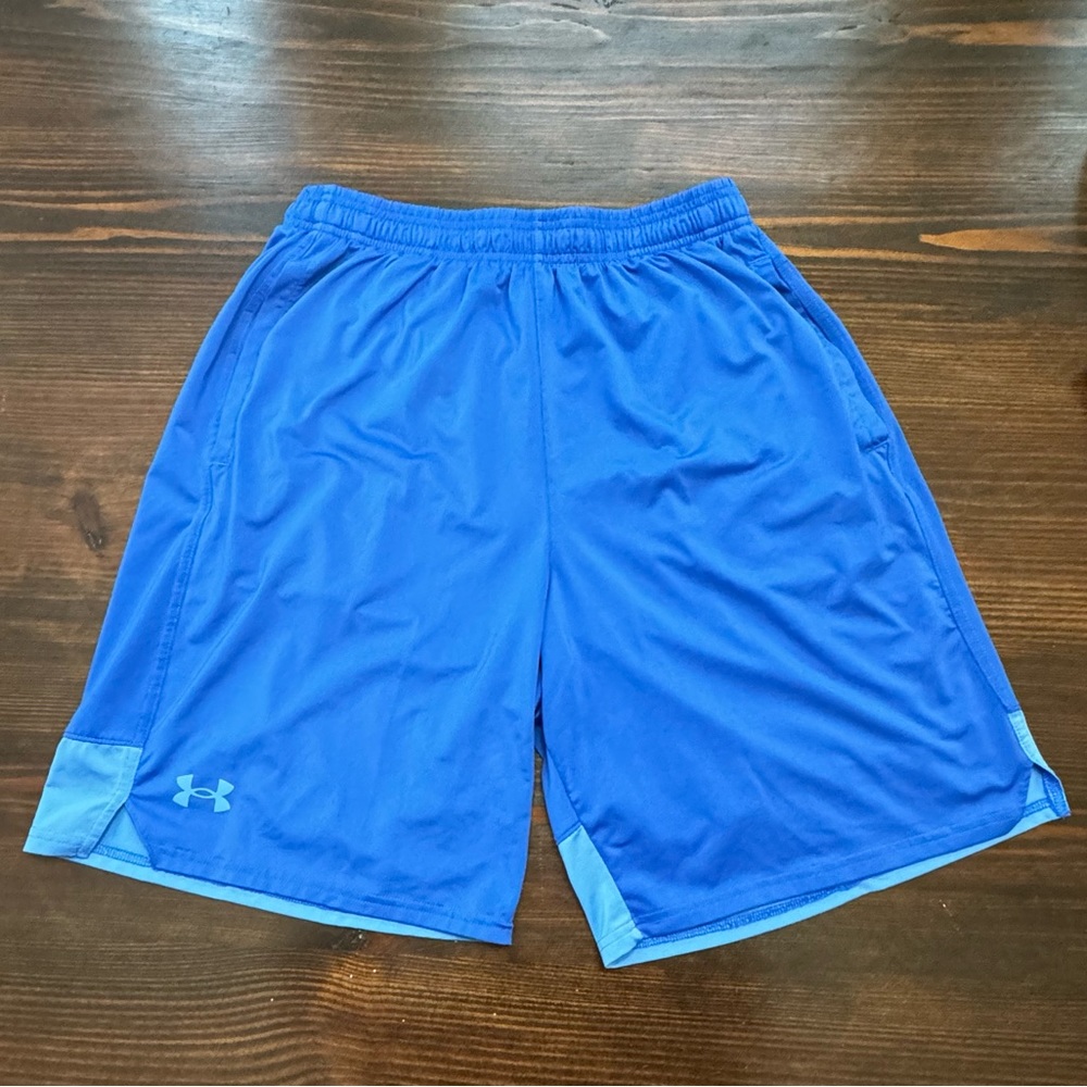 Men’s blue color block under armour shorts